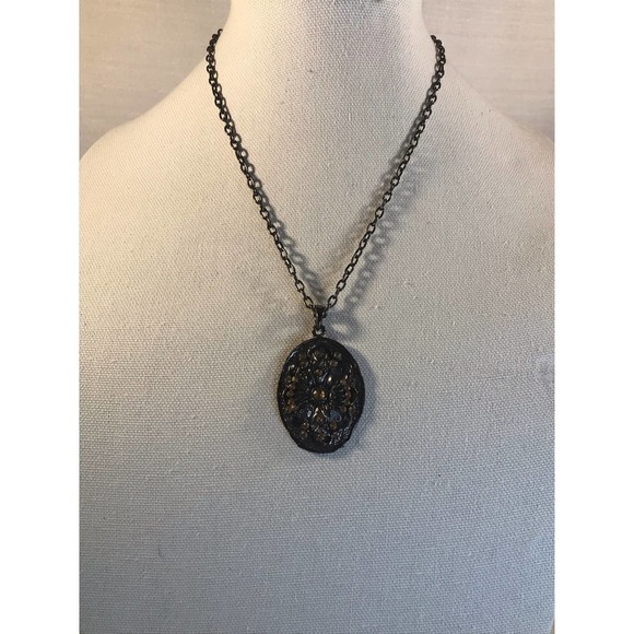 Gunmetal & Black Pendant‎ Necklace - Picture 5 of 6